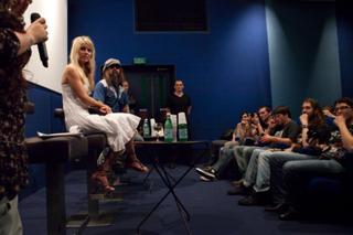 Sheri Moon Zombie feet photo thumbnail