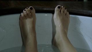 Sheridan Smith feet photo thumbnail
