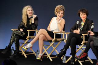 Sheridan Smith feet photo thumbnail