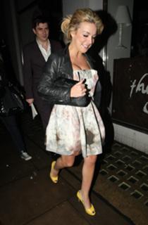 Sheridan Smith feet photo thumbnail