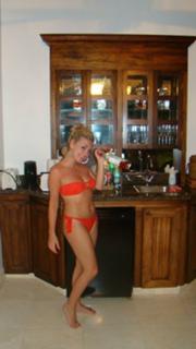 Sheridan Smith feet photo thumbnail