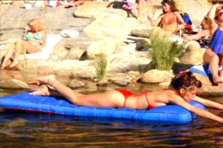 Sherilyn Fenn feet photo thumbnail