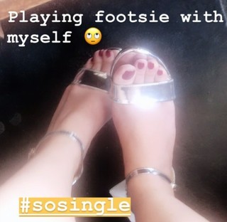 Sherin Shringar feet photo 1