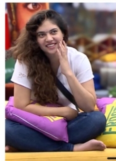 Sherin Shringar feet photo 15