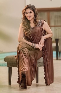 Sherin Shringar feet photo 9