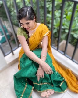 Sherin Shringar feet photo 20