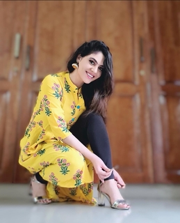 Sherin Shringar feet photo 5