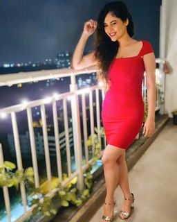 Sherin Shringar feet photo 1