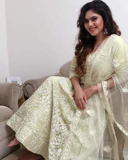 Sherin Shringar feet photo 9