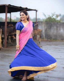 Sherin Shringar feet photo 14