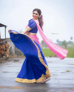 Sherin Shringar feet photo 12