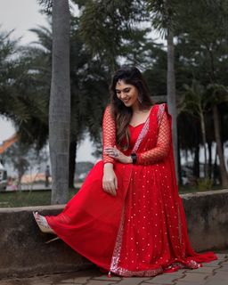 Sherin Shringar feet photo 4