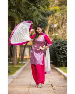 Sherin Shringar feet photo 13