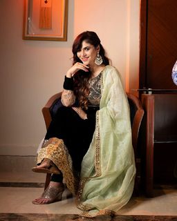 Sherin Shringar feet photo 2