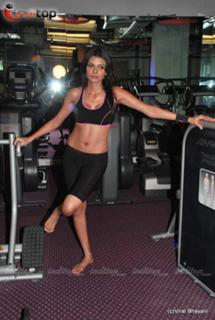 Sherlyn Chopra feet photo thumbnail