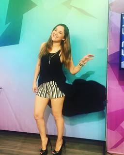 Sherlyn feet photo thumbnail