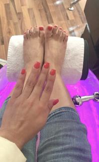 Sherlyn feet photo thumbnail
