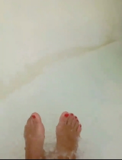 Sherlyn feet photo thumbnail