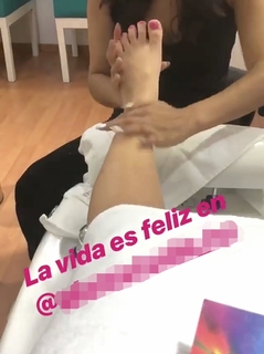 Sherlyn feet photo thumbnail
