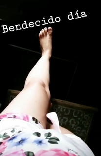 Sherlyn feet photo thumbnail
