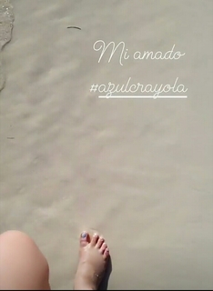 Sherlyn feet photo thumbnail