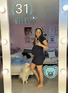 Sherlyn feet photo thumbnail