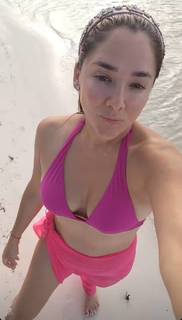 Sherlyn feet photo thumbnail
