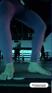 Sherlyn feet photo 18