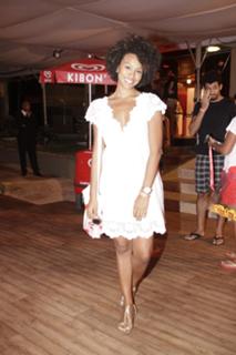Sheron Menezzes feet photo 11