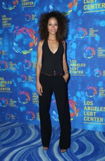 Sherri Saum feet photo 3