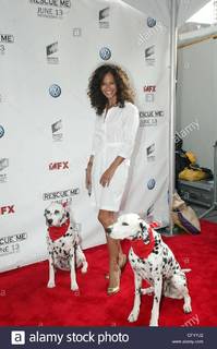 Sherri Saum feet photo 14
