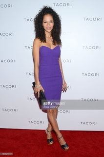Sherri Saum feet photo 18