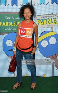 Sherri Saum feet photo 16