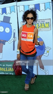 Sherri Saum feet photo 15