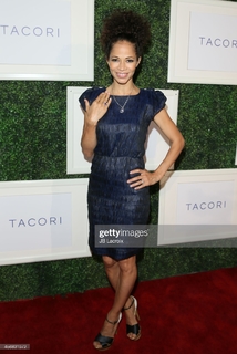Sherri Saum feet photo 16