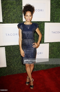 Sherri Saum feet photo 15