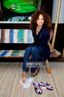 Sherri Saum feet photo 10