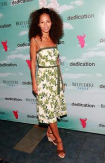 Sherri Saum feet photo 18