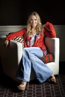 Sheryl Crow feet photo thumbnail