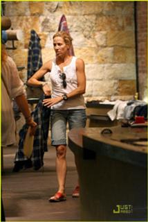 Sheryl Crow feet photo thumbnail
