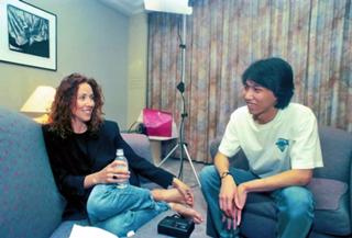 Sheryl Crow feet photo thumbnail