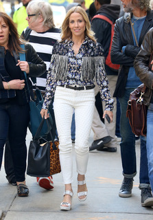 Sheryl Crow feet photo thumbnail