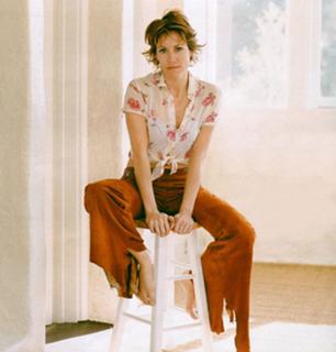 Sheryl Crow feet photo thumbnail