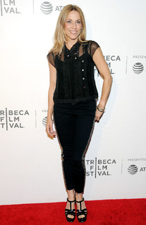 Sheryl Crow feet photo thumbnail
