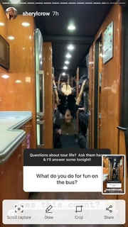 Sheryl Crow feet photo thumbnail