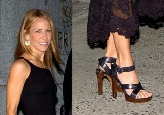 Sheryl Crow feet photo thumbnail