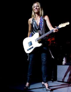 Sheryl Crow feet photo thumbnail