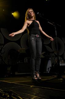 Sheryl Crow feet photo thumbnail