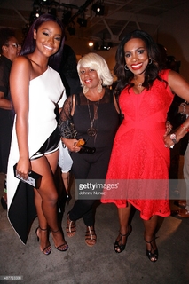 Sheryl Lee Ralph feet photo 10