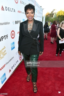 Sheryl Lee Ralph feet photo 11